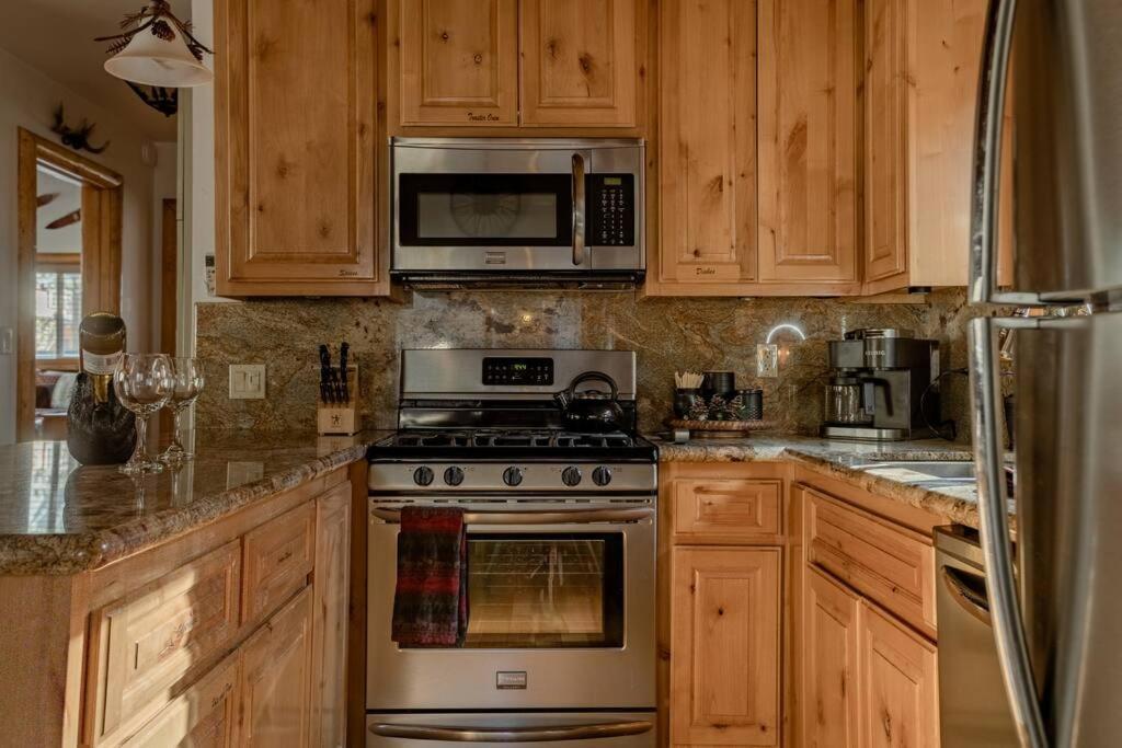 Hot Tub*Kids Room*Family Cabin Big Bear City Ngoại thất bức ảnh