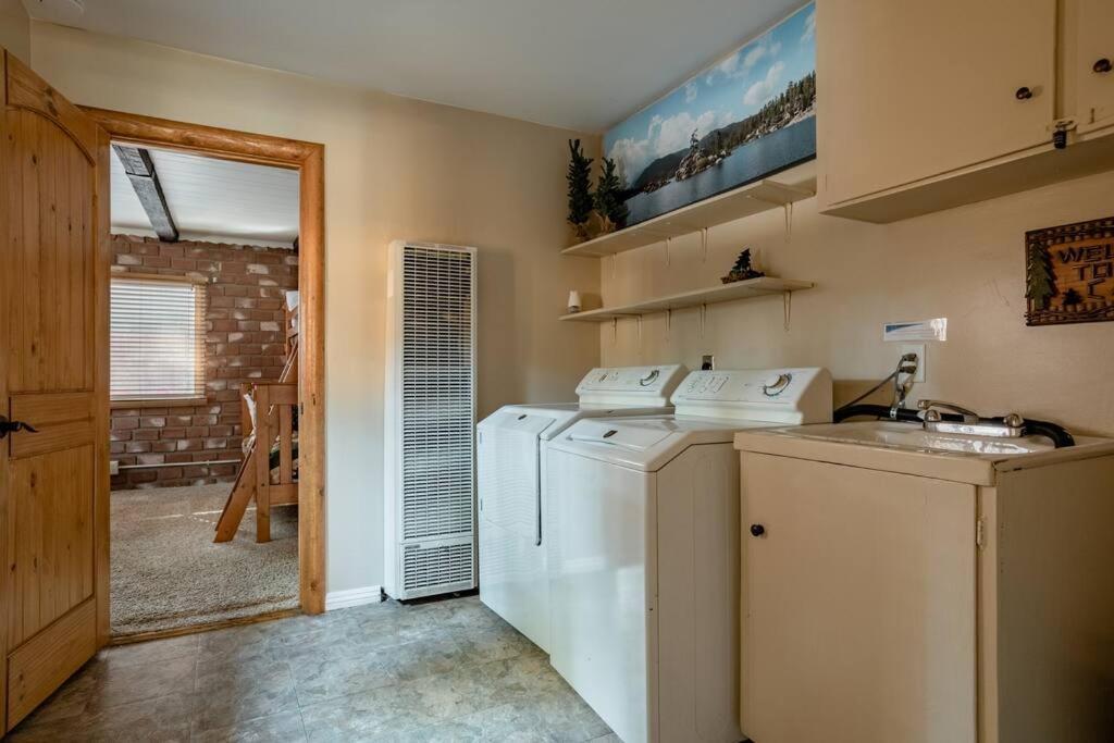 Hot Tub*Kids Room*Family Cabin Big Bear City Ngoại thất bức ảnh